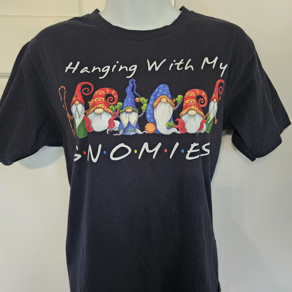 Port and Company Black 'Hanging With My Gnomies' Women's Tee - Picture 2 of 3
